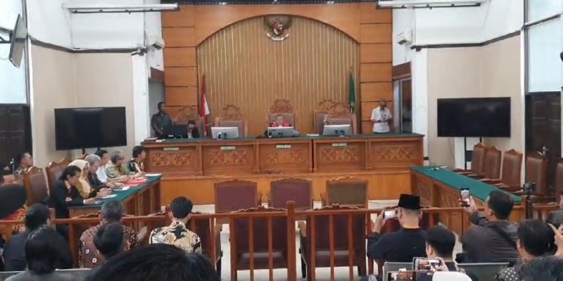 Sidang Praperadilan Hasto Ditunda 2 Pekan Gegara KPK Tak Hadir