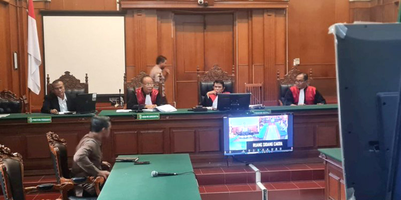 5 Terpidana Tragedi Kanjuruhan Diputus Bayar Restitusi 1,2 Miliar, Keluarga Korban Menangis