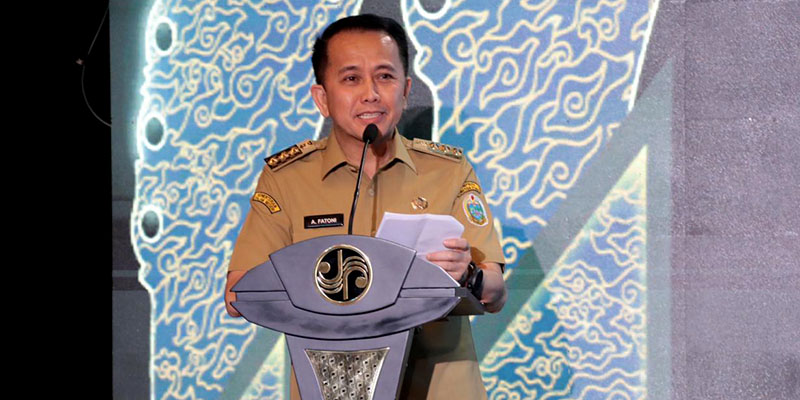 Dirjen Bina Keuangan Daerah Agus Fatoni Terima Penghargaan sebagai Pembina Samsat Nasional