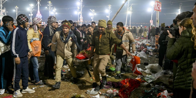 Kerumunan Membludak di Festival Maha Kumbh India, 15 Tewas Terinjak-injak