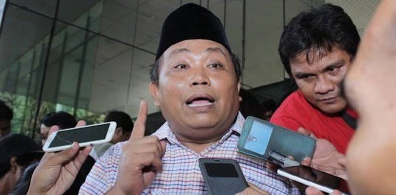 Arief Poyuono Ajak Rakyat Indonesia Bersatu <i>Save</i> Jokowi dan Keluarganya