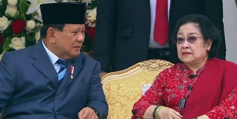 Mesra dengan Jokowi Bikin Mega Malas Bertemu Prabowo