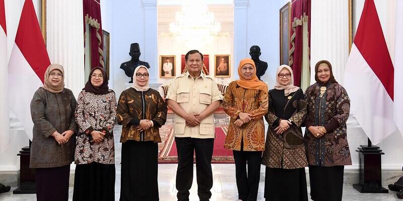 Prabowo Terima Kunjungan PP Muslimat NU di Istana Merdeka