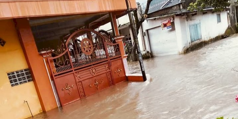 Ratusan Rumah Terendam Banjir di Jember