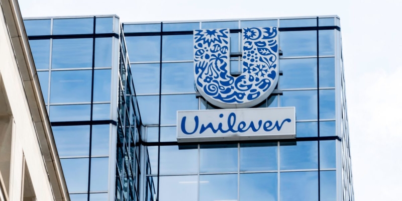 Sambut Jajaran Baru, Petinggi Unilever Indonesia Sampaikan Apresiasi kepada Direksi Lama