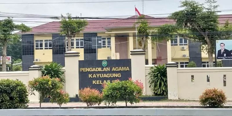 Ngaku Tak Pernah Ikuti Sidang, Perempuan Ini Kaget Tiba-tiba Terima Akta Cerai