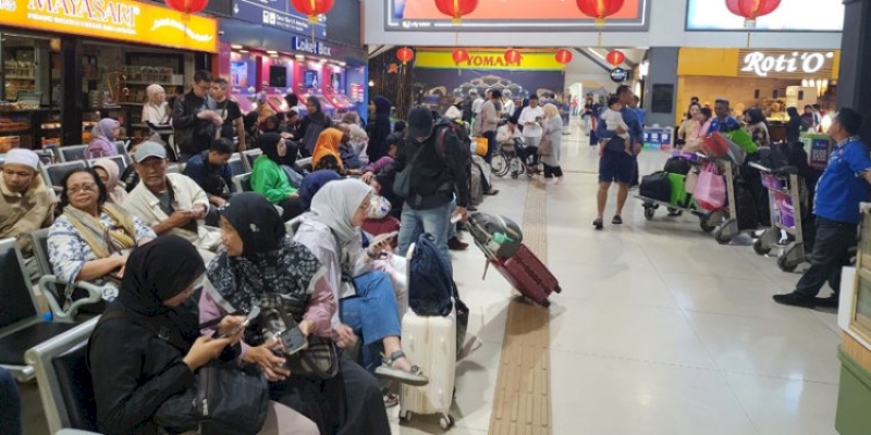 Stasiun Bandung Dipadati Penumpang Libur Isra Miraj dan Imlek