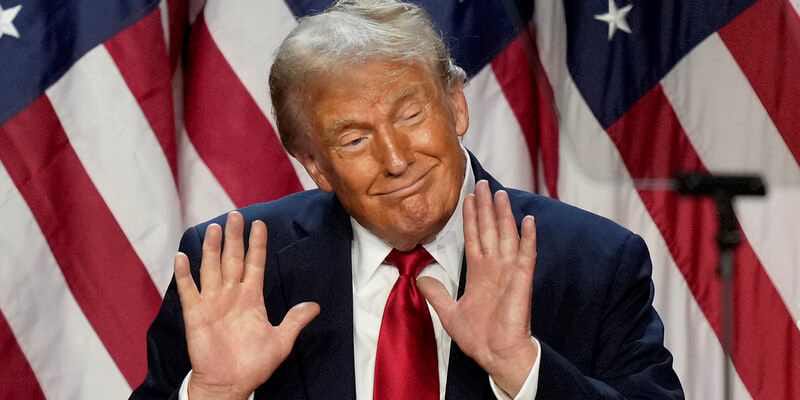 Kebijakan Donald Trump Amburadul