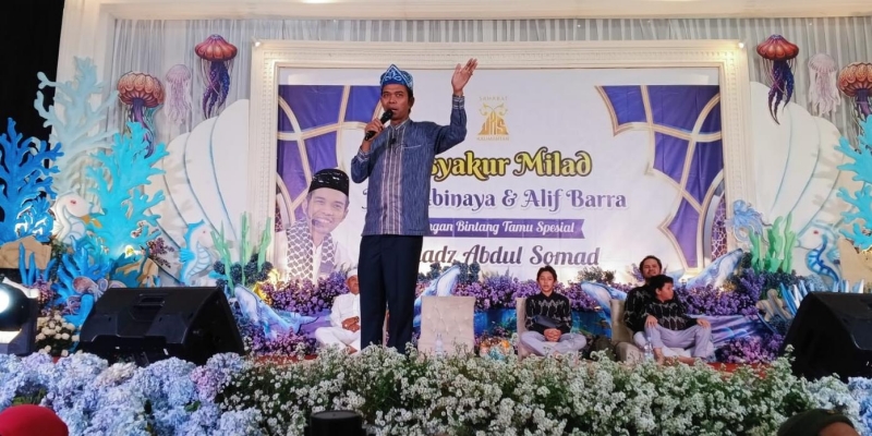 Tausiah UAS di Acara Santunan Anak Yatim, Syukuri Hari Kelahiran dengan Berbagi