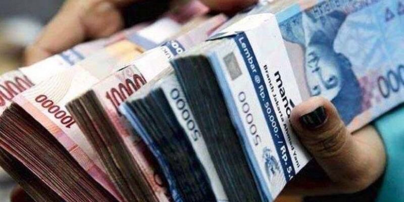 Rupiah Tertekan ke Rp16.386 per Dolar Pasca BI Pangkas Suku Bunga