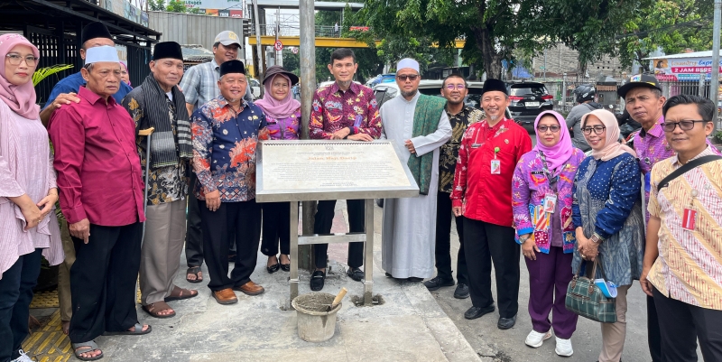 Dinas Kebudayaan Pasang Prasasti Jalan Haji Darip