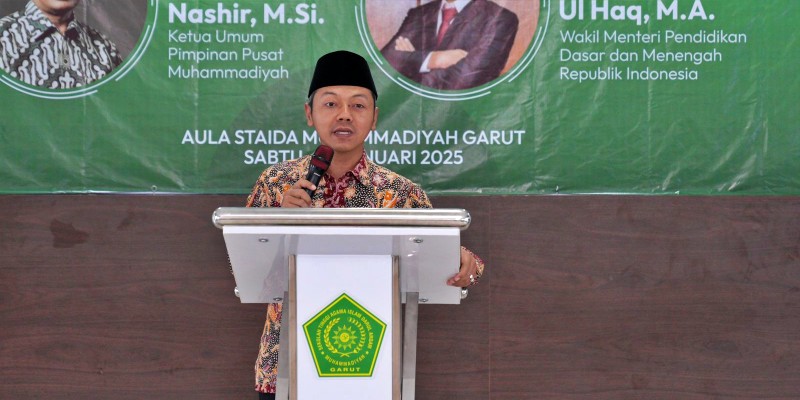 Wamendikdasmen Fajar Puji Muhammadiyah Garut Hadirkan Klinik di Pesantren