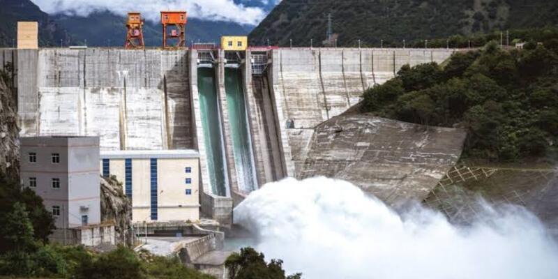 Proyek Bendungan Tiongkok di Tibet Berpotensi Picu Retakan Himalaya