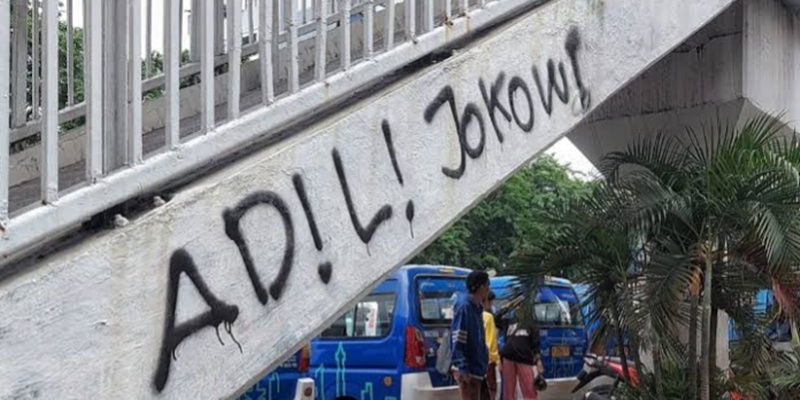 Grafiti 'Adili Jokowi' Bentuk Kejujuran Publik