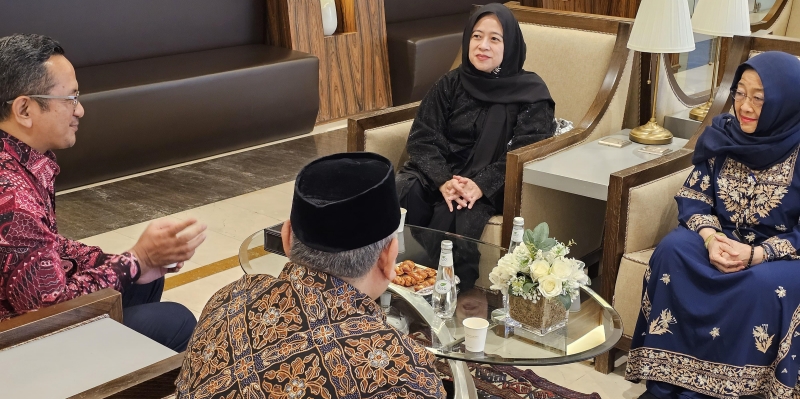 Besok, Megawati Ditemani Puan Maharani Ibadah Umrah