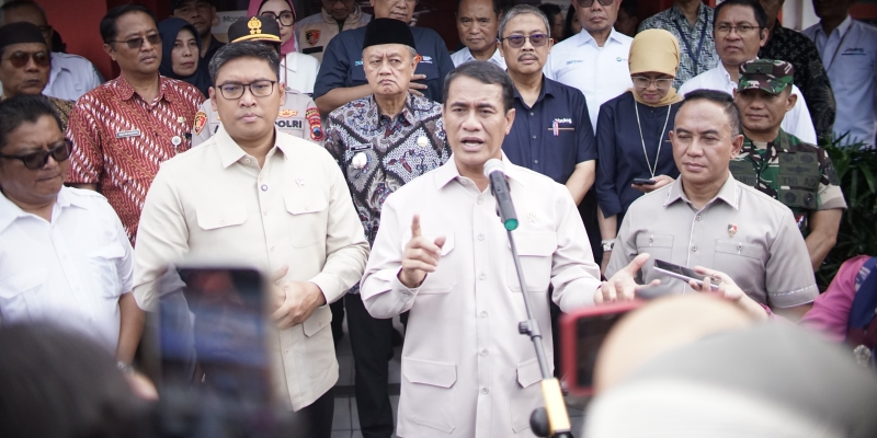 Dampingi Mentan Amran, Direktur Bulog Pantau Operasi Pasar di Magelang