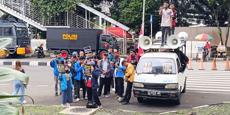 KPK Didesak Periksa Ganjar Pranowo dan Agun Gunandjar di Kasus e-KTP