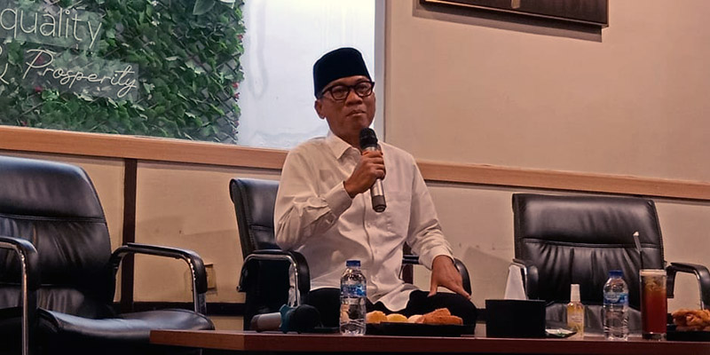 Cawe-cawe Menangkan Istri, Mendes Yandri Harus Dievaluasi Presiden