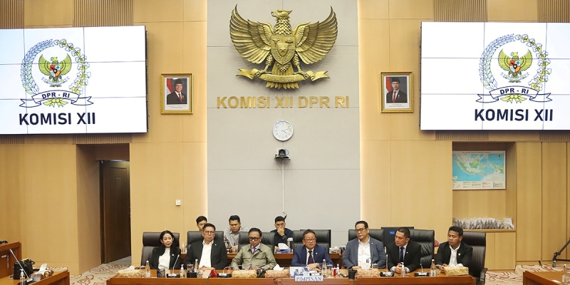 Demi Rantai Pasok, Komisi XII Apresiasi Presiden Prabowo Aktifkan Pengecer LPG 3 Kg