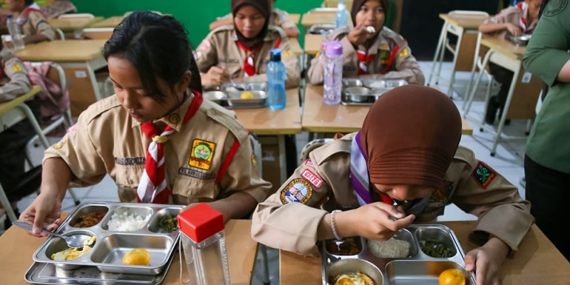 Program Makan Gratis Tidak akan Merenggut Rezeki Kantin Sekolah