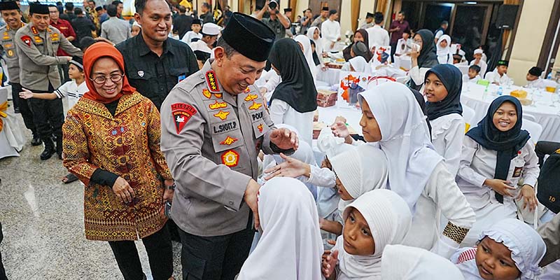 Kapolri Perkuat Sinergitas Lewat Berbagi Takjil dan Buka Puasa Bareng Pemred