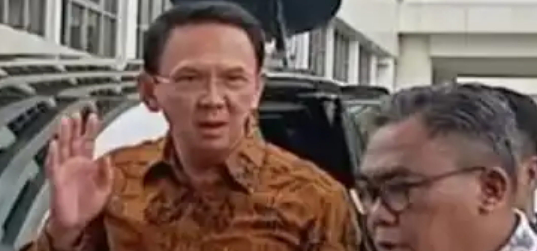 Ahok Sambangi Kejaksaan, IHSG Berakhir Merah