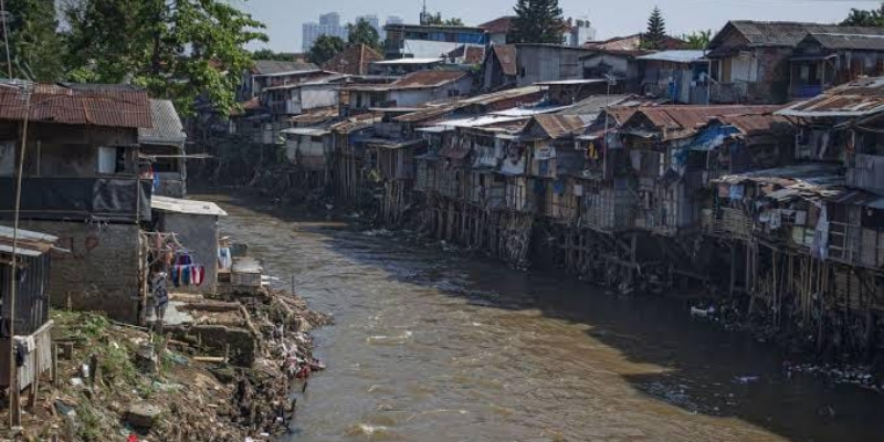 Dinas SDA Lamban Bebaskan Lahan Normalisasi Ciliwung