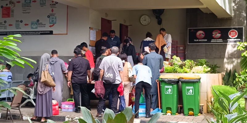 Keluarga Kunjungi Rutan KPK