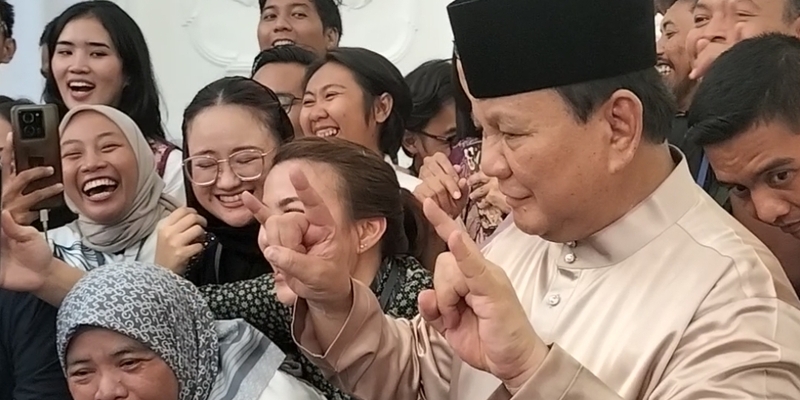 Kehangatan <i>Open House</i> Istana, Prabowo Belajar Velocity