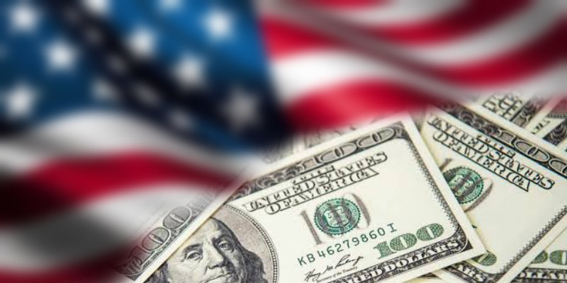 Greenback Berkibar, Euro Terperosok ke Titik Terendah