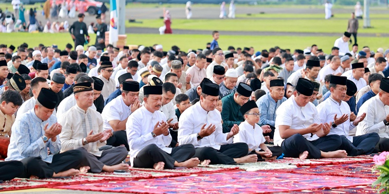 KSAU Berhikmat Tunaikan Salat Id di Lanud Halim Bareng Warga