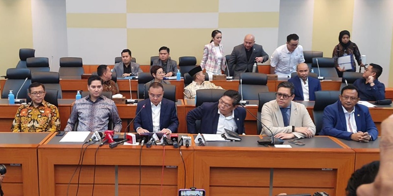 DPR Bantah Kebut dan Bahas Secara Sembunyi RUU TNI