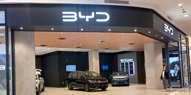 Penjualan Mobil Listrik BYD Naik 56 Persen di Awal 2025, Siap Salip Tesla?