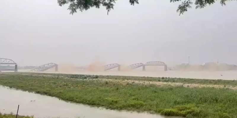 Jembatan Ikonik Myanmar Ava Runtuh Akibat Gempa 7,7 Magnitudo