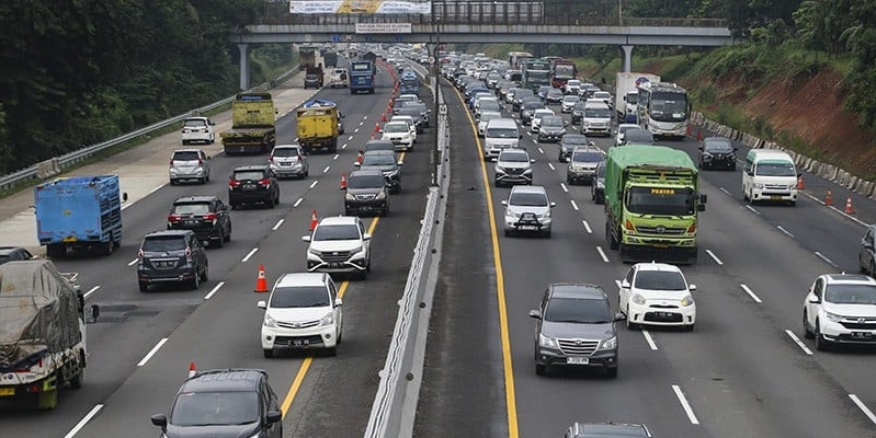 Tol Japek Padat, Jasa Marga Buka Tutup <i>Contraflow</i> KM 55-KM 65