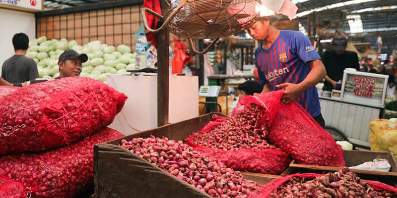 Mendekati Lebaran, Harga Bawang Merah Naik Signifikan