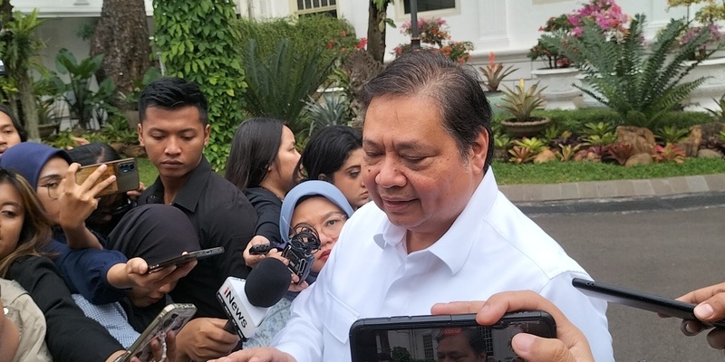 Menko Airlangga Respons Isu Ekonomi Lebaran 2025 Lesu