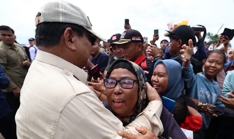 Prabowo dan Impor Bebas: Rakyat Dipermudah, Koruptor Dipanggil Kembali?