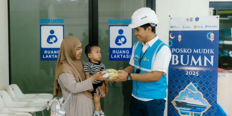 Kisah Petugas PLN Rela Tidak Mudik demi Layani Masyarakat