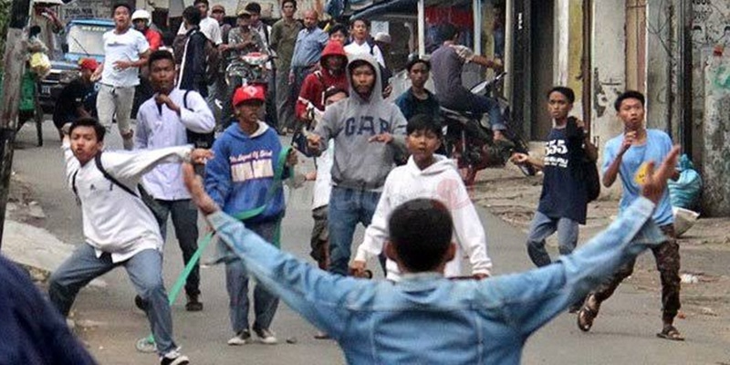 Kirim Siswa Nakal ke Barak TNI Tidak Selesaikan Masalah