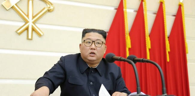 Kim Jong Un Luncurkan Kapal Perusak Baru di Tengah Ketegangan Regional