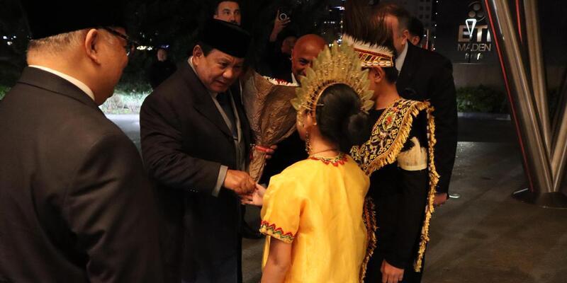 Mahasiswa Antusias Ketemu Prabowo di Turki