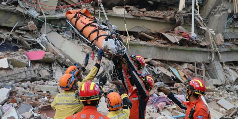 Peramal Ungkap Misteri Gempa Myanmar: Pertanda Awal Kejatuhan Rezim Militer