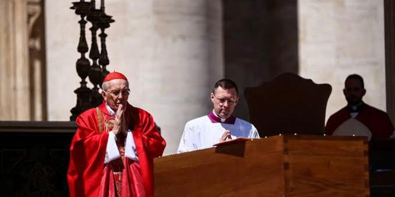 Paus Fransiskus Menapaki Jalan Pengorbanan Diri Hingga Akhir Hayat