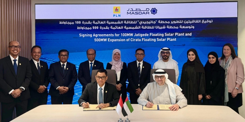 PLN dan Masdar Teken MoU Pengembangan PLTS Terapung