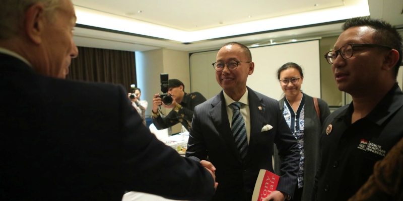 Eddy Soeparno Ketemu Tony Blair, Bahas Perang Dagang hingga Energi Nuklir