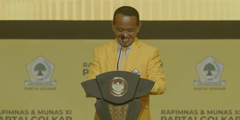 Bahlil 'Dirujak' Warganet Imbas Naik Pesawat Jet Pribadi