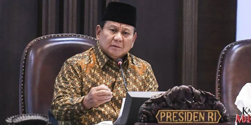 Prabowo Sosok Presiden Jalan Tengah