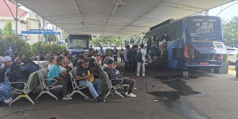 Antrean Panjang Terjadi di Samsat Polda Metro, Ini Sebabnya