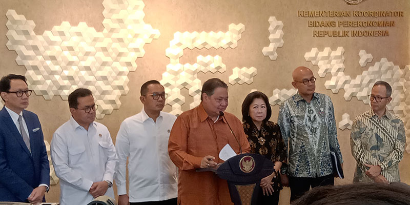 Pemerintah Kebut Satgas PHK dan Satgas Deregulasi Perizinan Investasi